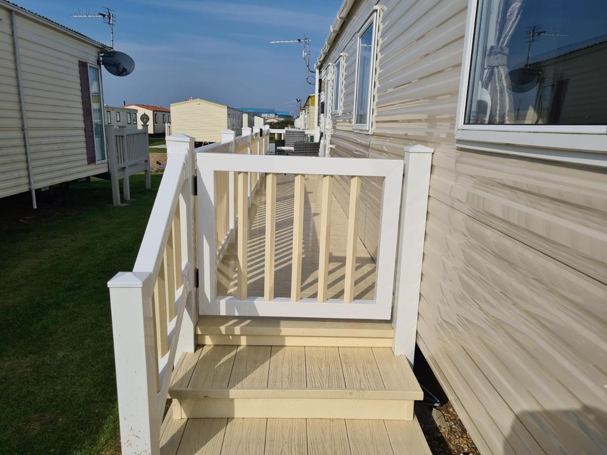 8 Berth Eastgate Fantasy Island Apartment Ingoldmells Exterior photo